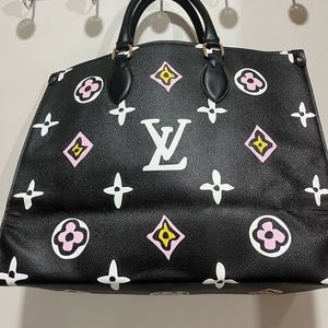 Branded GM multi color tote bag